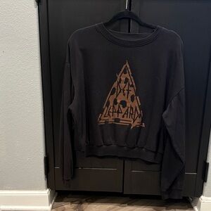 Def leopard crop crewneck sweater